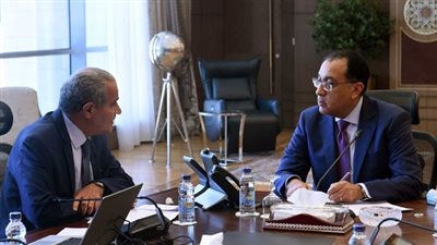 رئيس الوزراء يوجه بزيادة الرؤوس الحية للحفاظ على أسعار اللحوم