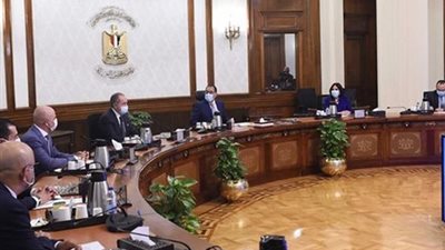 رئيس الوزراء يتابع الموقف التنفيذى لمشروعات العاصمة الإدارية الجديدة