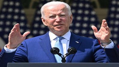 الرئيس الأمريكى يصدق على قانون يقيد حيازة السلاح فى الولايات المتحدة