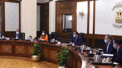 مدبولى: توجيهات رئاسية بتطوير وتطهير البحيرات 