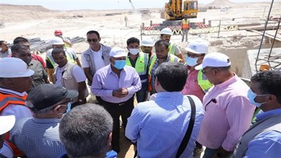 وزير النقل يتابع أعمال تنفيذ الخط الأول من مشروع شبكة القطار الكهربائي السريع