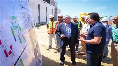 عبدالغفار يتفقد الجامعة المصرية اليابانية للعلوم والتكنولوجيا وجامعة سنجور والجامعة التكنولوجية ببرج العرب