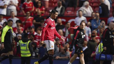 رد فعل رونالدو بعد خسارة مانشستر يونايتد المفاجئة أمام برايتون