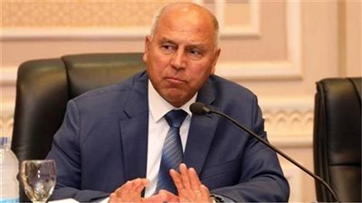 وزير النقل: مصر لا تبيع أراضيها