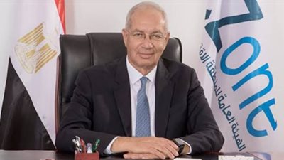 رئيس اقتصادية قناة السويس: موانئ مصر ستكون قريبا جاهزة للتعامل مع الوقود الأخضر