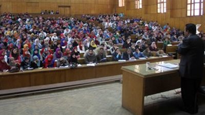 التعليم العالى: لا صحة لشائعة فصل الطلاب عن الطالبات فى الجامعة
