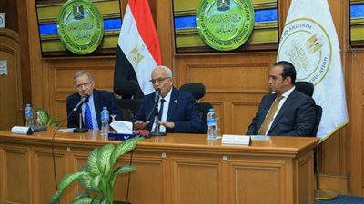 وزير التعليم: مستمرون في التطوير وفقًا لتوجيهات القيادة السياسية