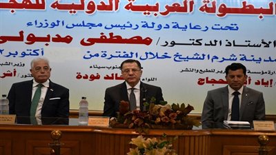 وزير الرياضة ومحافظ جنوب سيناء يشهدان الاعلان عن البطولة العربية الدولية للهجن
