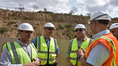 وزير الإسكان يكشف تفاصيل نسب تنفيذ مشروع سد تنزانيا ومحطة جوليوس الكهرومائية