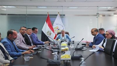 وزيرة البيئة: تحالف مصري - إماراتي لإعادة تدوير المخلفات الصلبة