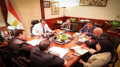 وزير الصحة والسكان يستقبل رئيس مجلس إدارة شركة وادي النيل 