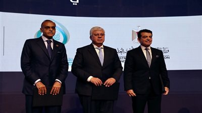 وزير التعليم العالي يشهد مراسم إطلاق مشروع الشهادات الدولية المهنية فى التدريس