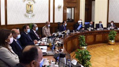 الحكومة توافق على بيع السيارات المتواجدة فى ساحات المحافظات