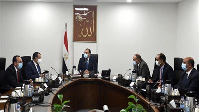 رئيس الوزراء لوزير الإنتاج الحربى: لديكم إمكانات كبيرة وفرص واسعة يجب استغلالها