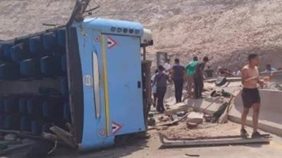 انقلاب أتوبيس سياحي بالسويس.. والوفيات بالجملة