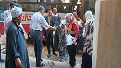 التضامن الاجتماعي يوجه بنقل ١٧٥ مواطنًا من الكبار بلا مأوى بالشرقية