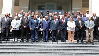 حجازي يلتقي قيادات التعليم بمحافظة الإسكندرية لمناقشة استعدادات العام الدراسي الجديد