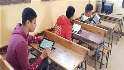 التعليم تحذر من عدم سداد مبلغ تأمين التابلت للطلاب