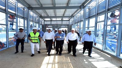 وزير النقل: الأتوبيس الترددي يستهدف القضاء على المواقف العشوائية 