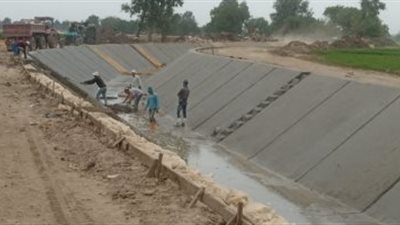 تبطين 6002 كيلو متر ترع بمحافظات الجمهورية