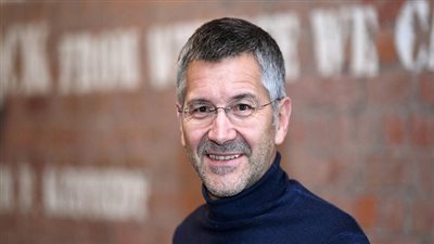 رئيس بايرن ميونخ: لا يوجد لاعب مثل ليفاندوفيسكي