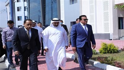 وزير الصحة ونظيره السعودي يتفقدان مدينة الدواء المصرية 