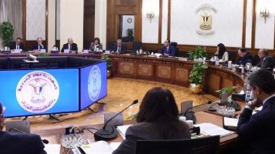 رئيس الوزراء يتابع جهود دعم وتطوير الصناعة وزيادة الصادرات