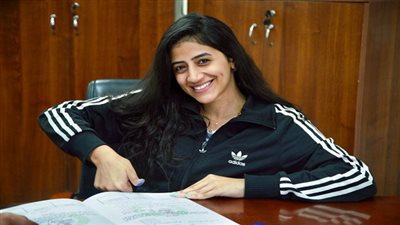 حقيقة تزوير الأهلي عقد نجلة هناء حمزة