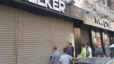 لعدم الإلتزام بمواعيد الغلق.. تحرير 484 مخالفة للمحلات خلال 24 ساعة