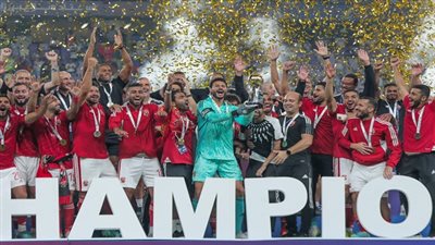 بعد التتويج بكأس السوبر.. لاعب الأهلي يخضع لعملية جراحية