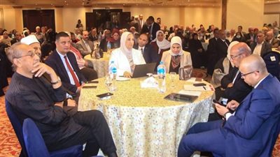 التضامن: إعفاء المسنين فوق 70 عاما من دفع أجرة المواصلات العامة