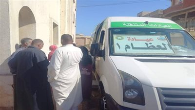 بالصور.. الكشف على 949 مريضاً في قافلة علاجية بقرية ٣١ بصار بالدقهلية