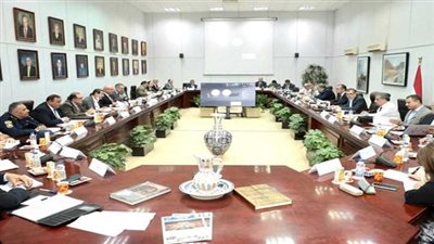 وزير السياحة يترأس الاجتماع الثانى للجنة الدائمة لتراخيص المنشآت الفندقية