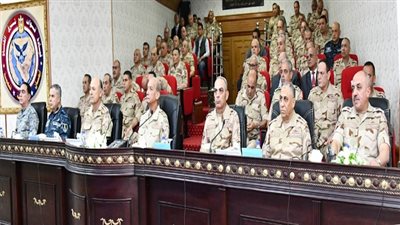 وزير الدفاع يشهد المرحلة الرئيسية لمشروع مراكز القيادة التعبوى (صمود - 2)