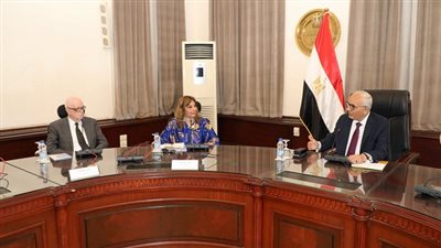 وزير التعليم يبحث سبل التعاون مع المؤسسة السكرية لذكاء ورعاية الأطفال