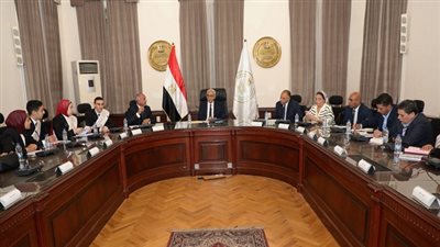 وزير التربية والتعليم يلتقي أعضاء المكتب التنفيذي لمجلس اتحاد طلاب مدارس الجمهورية