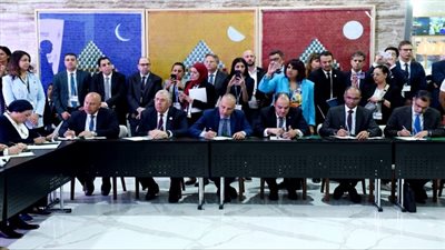  الإسكان توقع أولى اتفاقيات لتنفيذ مشروع معالجة مياه الصرف 