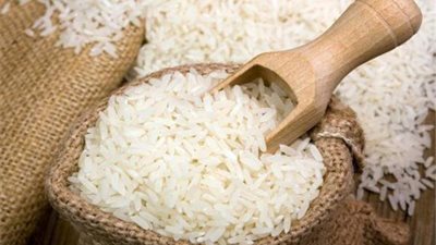 التموين تضبط أصحاب مخازن تحتكر 91 طن أرز وتحيل أصحابها للنيابة 