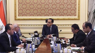  رئيس الوزراء يتابع الموقف التنفيذى لعدد من المشروعات ببورسعيد 