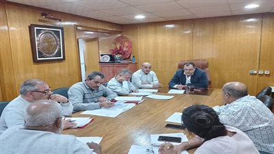 وكيل صحة السويس يترأس إجتماع لجنة صندوق تحسين الخدمة 