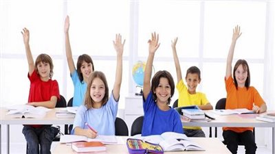 التعليم: لم نصدر أي تعليمات جديدة بشأن الإجراءات الاحترازية داخل الفصول وننسق مع وزارة الصحة