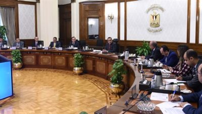  رئيس الوزراء يتابع الموقف التنفيذى لمشروع إنشاء مجمع إنتاج 