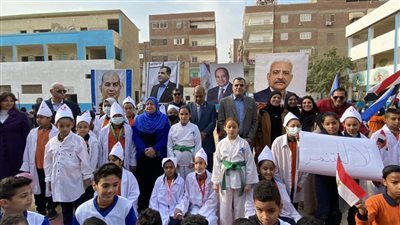 مدير تعليم السويس يشهد اليوم الرياضي بمدرسة مصطفي هاشم 