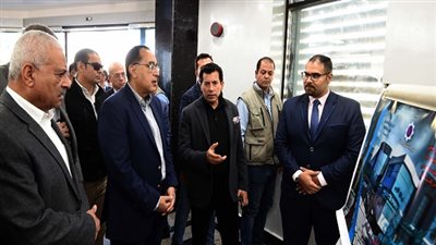 رئيس الوزراء يتفقد مشروع إنشاء مستشفى الطب الرياضي بالسويس.