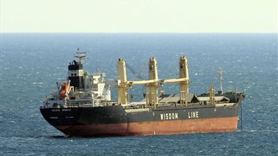 مواني البحر الأحمر.. تصدير 20000 طن فوسفات عبر ميناء سفاجا الي الهند