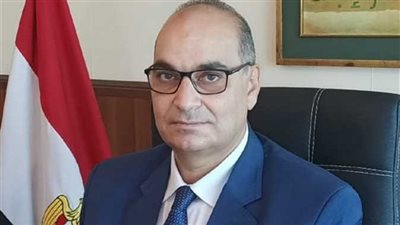 المستشفيات التعليمية تستضيف خبير عالمى لجراحات أورام النساء بمستشفى الجلاء