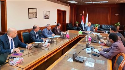 وزير الري يتابع الموقف التنفيذي لمشروع تطوير منظومة الرى والصرف بواحة سيوة 