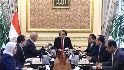 مدبولي يبحث مع وزير الإسكان سبل تحفيز الاستثمار الخارجي