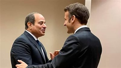 الرئيس يلتقى نظيره الفرنسى على هامش مؤتمر بغداد للتعاون والشراكة بالأردن