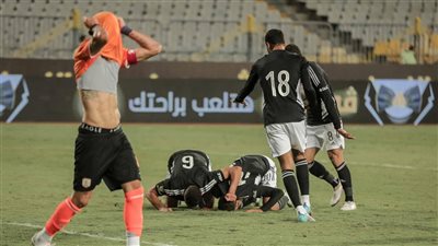 الأهلي يبطل مفعول فاركو بهدف 